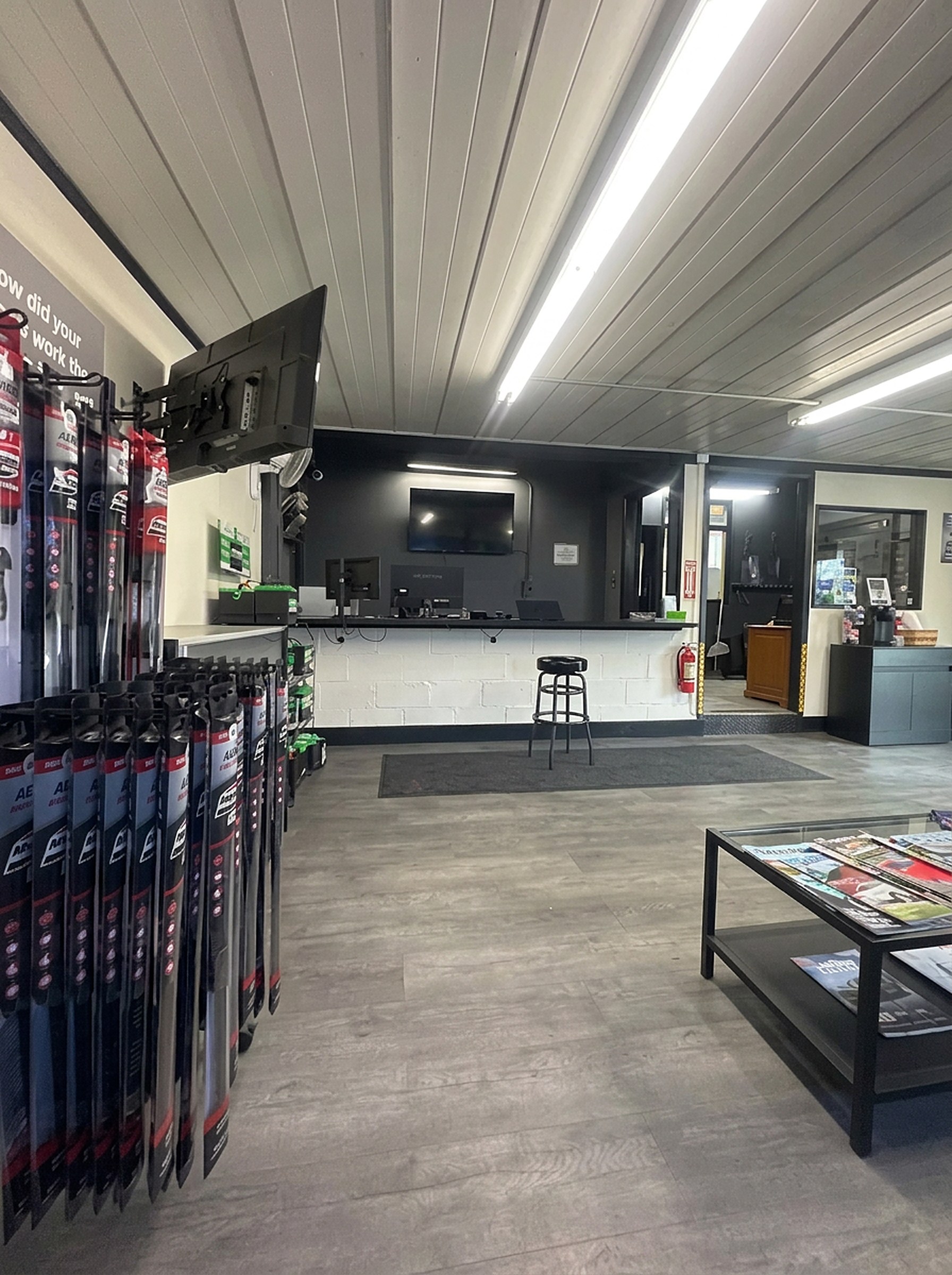 Customer service front desk